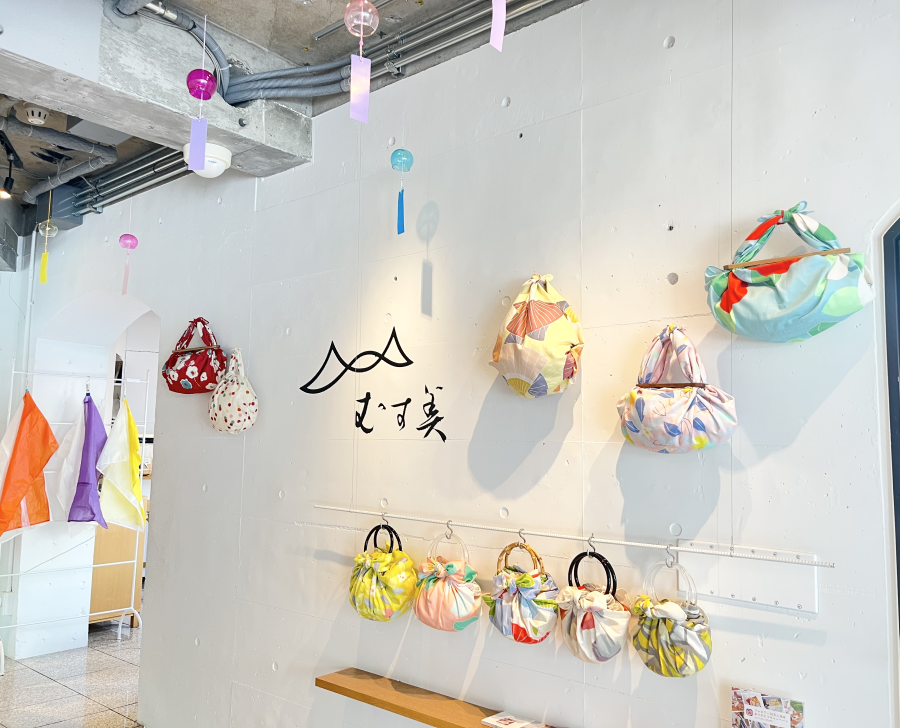 今月のむす美 | 風呂敷(ふろしき)専門店 むす美(R)